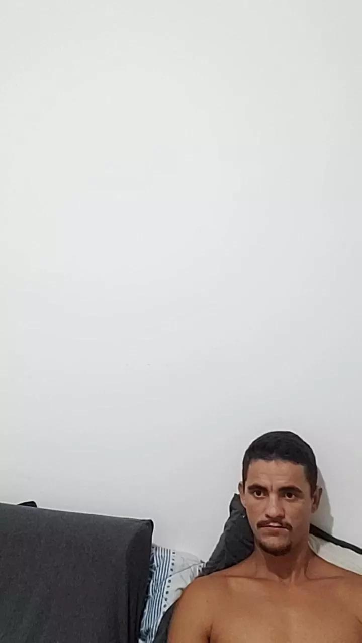 Photos of Levi_Henrique from Cam4 is Freechat