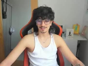 alexfloreszzz from Chaturbate is Freechat