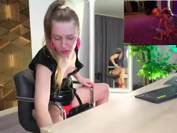 Customizable and immersive: Energize your taste buds and checkout our delicious choice of amateur cams liveshows with excited livestreamers getting their sweet physiques pounded with their beloved vibrating toys.