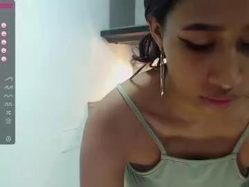 arianna_james1 from Chaturbate