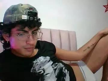 axellatino_ from Chaturbate is Freechat