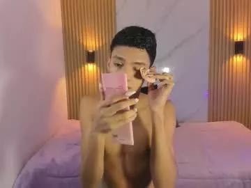 billy_jamees from Chaturbate is Freechat