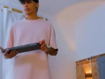chris_newman from Chaturbate is Freechat