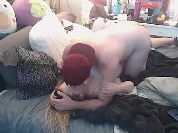 elleekaypetite from Chaturbate is Freechat