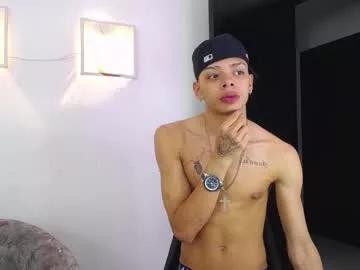 harry_jhonsonn from Chaturbate