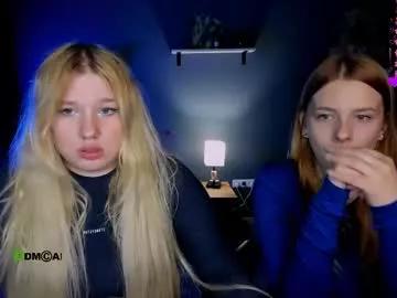 juli_kisss from Chaturbate is Freechat
