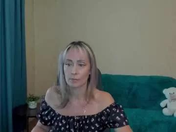 julia__cherry_ from Chaturbate is Freechat