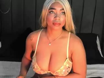 kyliewhiteboobs from Chaturbate is Freechat