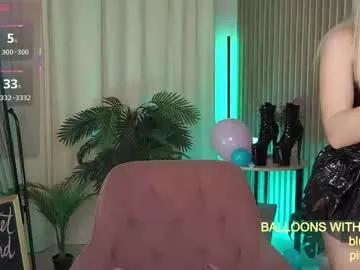 laurawifeness from Chaturbate is Freechat