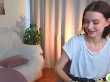 lily_aurum from Chaturbate is Freechat