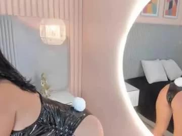 little_vel from Chaturbate is Freechat
