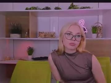 mila_glow from Chaturbate is Freechat