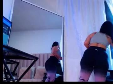 natural_bigass_nina from Chaturbate is Freechat