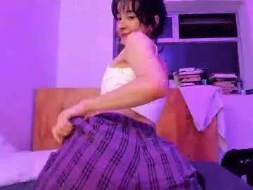 petitee_lunna from Chaturbate is Freechat