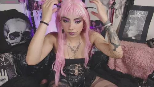 agatademon666 from Cherry is Freechat