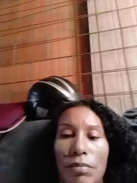 Photos of aliaxxl from Cherry is Freechat