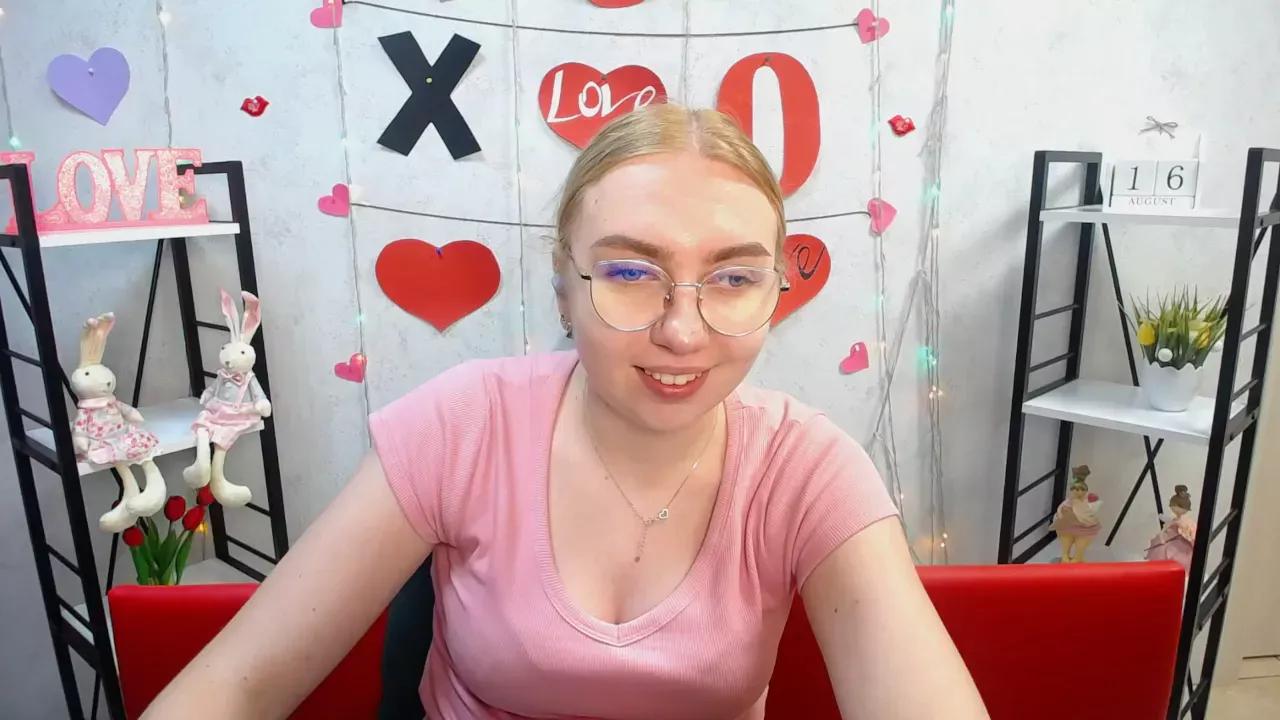 Customizable and immersive: Energize your taste buds and checkout our delicious choice of amateur cams liveshows with excited livestreamers getting their sweet physiques pounded with their beloved vibrating toys.