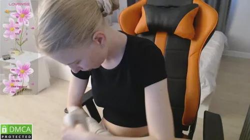 Customizable and immersive: Energize your taste buds and checkout our delicious choice of amateur cams liveshows with excited livestreamers getting their sweet physiques pounded with their beloved vibrating toys.
