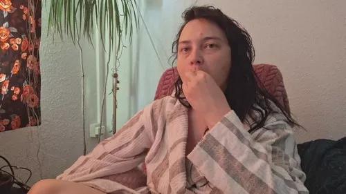 Photos of cyndeewinter from Cherry is Freechat