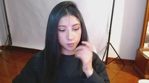 darkmoonn from Cherry is Freechat