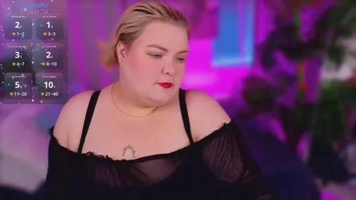 ellabigbaby from Cherry is Freechat