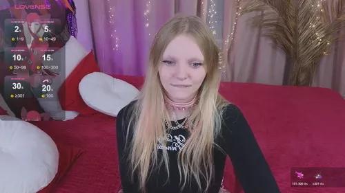 Photos of evangel1ne from Cherry is Freechat