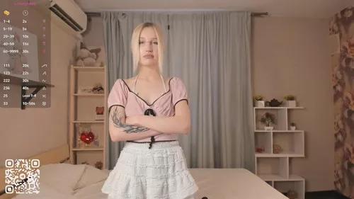 Customizable and immersive: Energize your taste buds and checkout our delicious choice of amateur cams liveshows with excited livestreamers getting their sweet physiques pounded with their beloved vibrating toys.