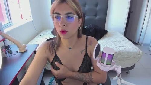 Customizable and immersive: Energize your taste buds and checkout our delicious choice of amateur cams liveshows with excited livestreamers getting their sweet physiques pounded with their beloved vibrating toys.