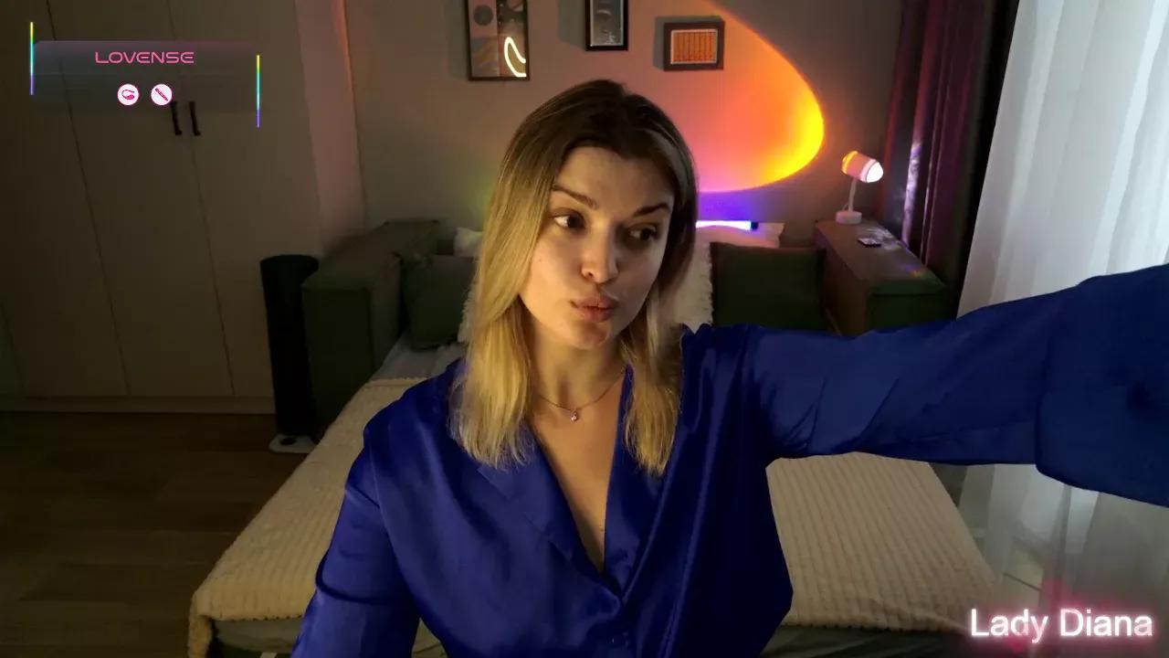 Photos of ladylancaster from Cherry is Freechat