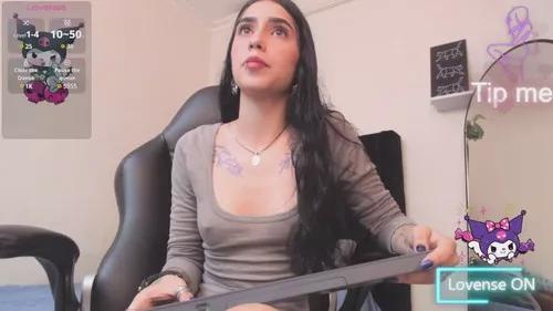 lilicollins from Cherry is Freechat