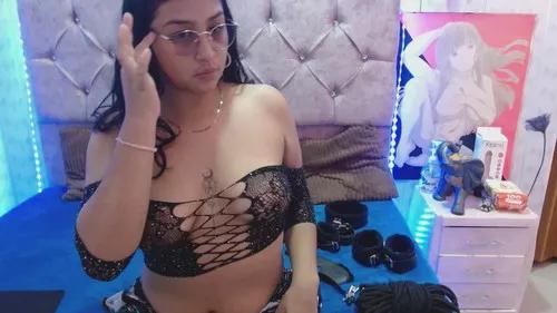roxannepetit from Cherry is Freechat