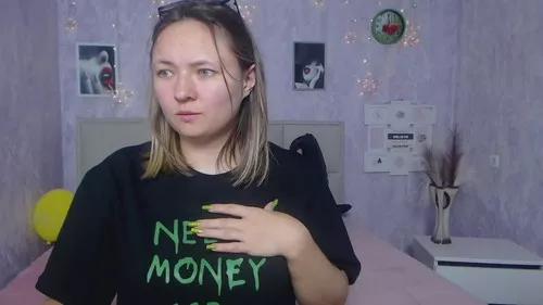 sallyverda from Cherry is Freechat