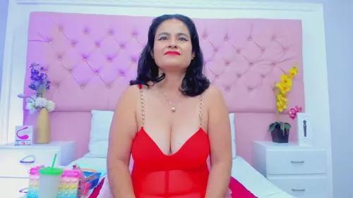 sarabernarr from Cherry is Freechat