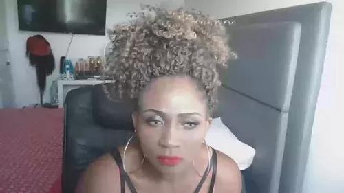 Photos of skyleur from Cherry is Freechat