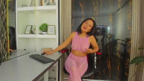 Customizable and immersive: Energize your taste buds and checkout our delicious choice of amateur cams liveshows with excited livestreamers getting their sweet physiques pounded with their beloved vibrating toys.