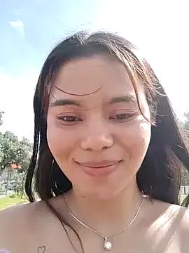-Camila_ from StripChat is Freechat