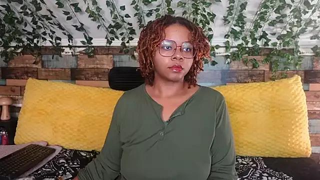 -khayaparker from StripChat is Freechat