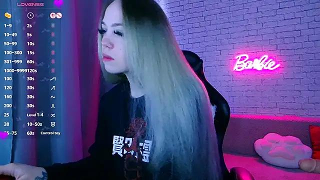 -Stacyy- from StripChat is Freechat