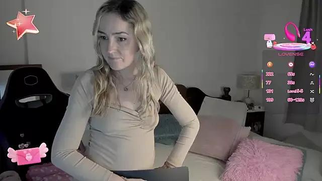Customizable and immersive: Energize your taste buds and checkout our delicious choice of amateur cams liveshows with excited livestreamers getting their sweet physiques pounded with their beloved vibrating toys.