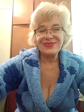 52MiaLove02 from StripChat is Freechat