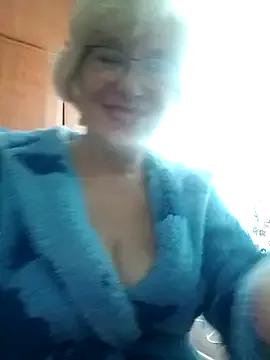 52MiaLove02 from StripChat is Freechat