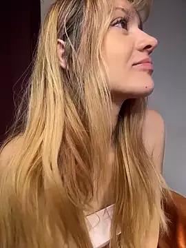 __PrettyWoman__ from StripChat is Freechat