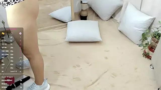 Customizable and immersive: Energize your taste buds and checkout our delicious choice of amateur cams liveshows with excited livestreamers getting their sweet physiques pounded with their beloved vibrating toys.