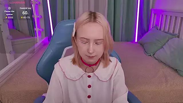 Customizable and immersive: Energize your taste buds and checkout our delicious choice of amateur cams liveshows with excited livestreamers getting their sweet physiques pounded with their beloved vibrating toys.