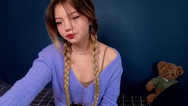 Customizable and immersive: Energize your taste buds and checkout our delicious choice of amateur cams liveshows with excited livestreamers getting their sweet physiques pounded with their beloved vibrating toys.