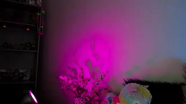 _chloe_moons_ from StripChat is Freechat