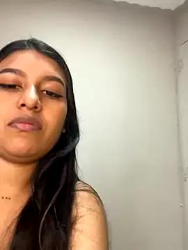 _Chloe_Smith from StripChat is Freechat