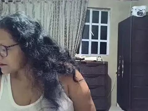 _Cristal from StripChat is Freechat