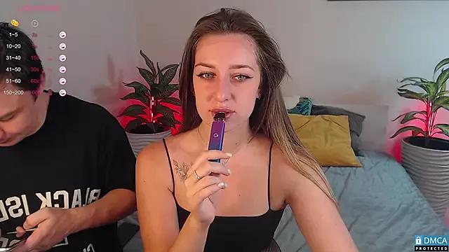 _halllseyyy_ from StripChat is Freechat