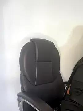 _Isabella_1 from StripChat is Freechat